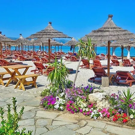 Sea Side Radhime Apartmán Vlorë
