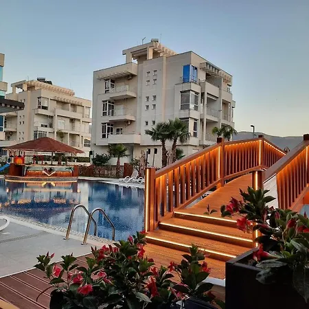 Sea Side Radhime Vlorë