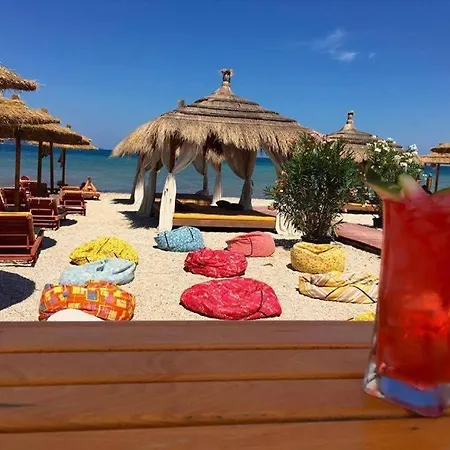 Sea Side Radhime * Vlorë