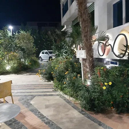 Sea Side Radhime Vlorë