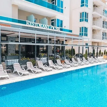 Sea Side Radhime Apartament Wlora
