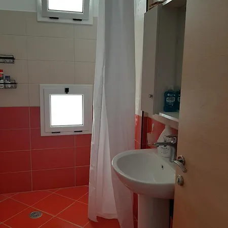 Apartment Sea Side Radhime Vlore
