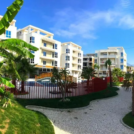 Sea Side Radhime Apartment *