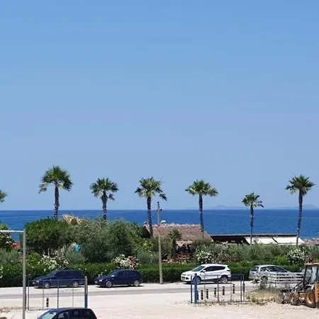 Sea Side Radhime *